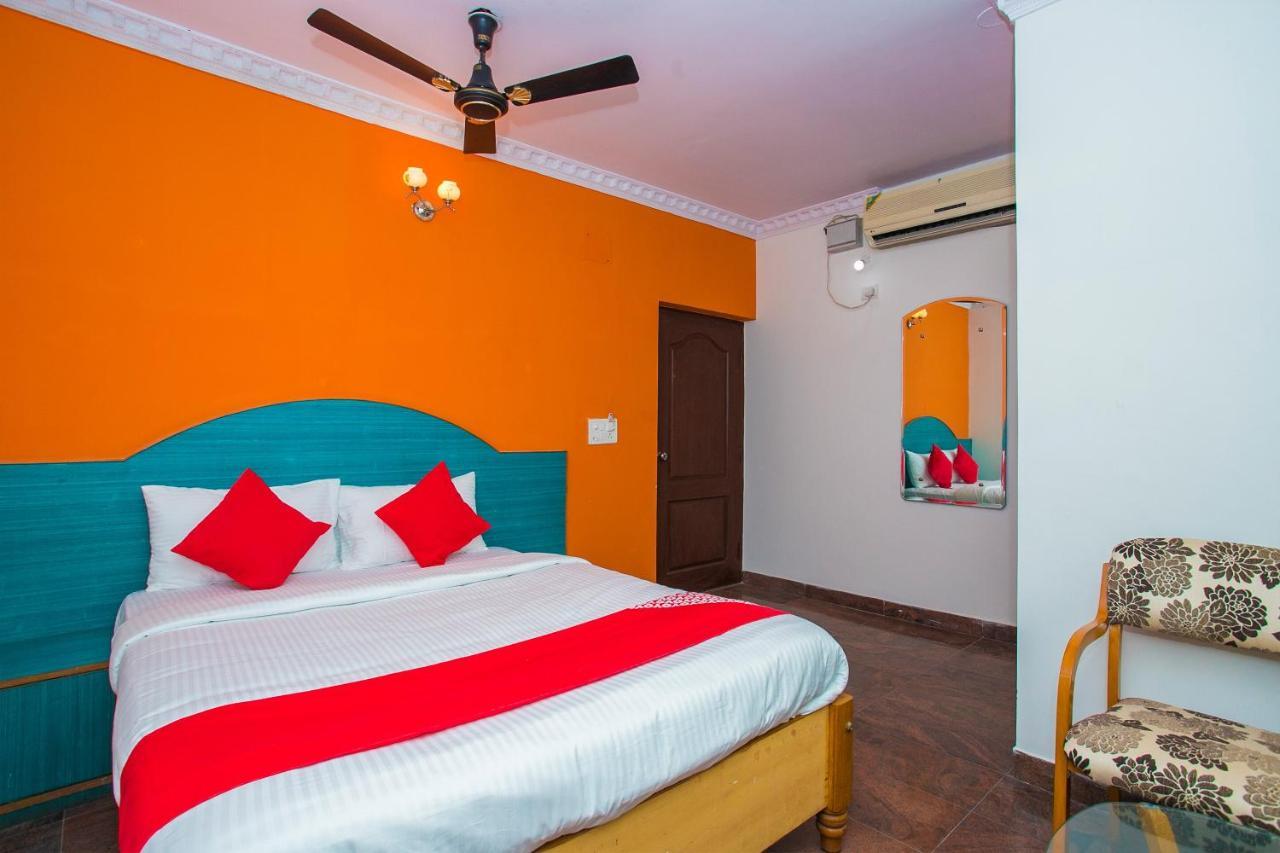 Oyo 16123 Chandana Deluxe Bangalore Dış mekan fotoğraf