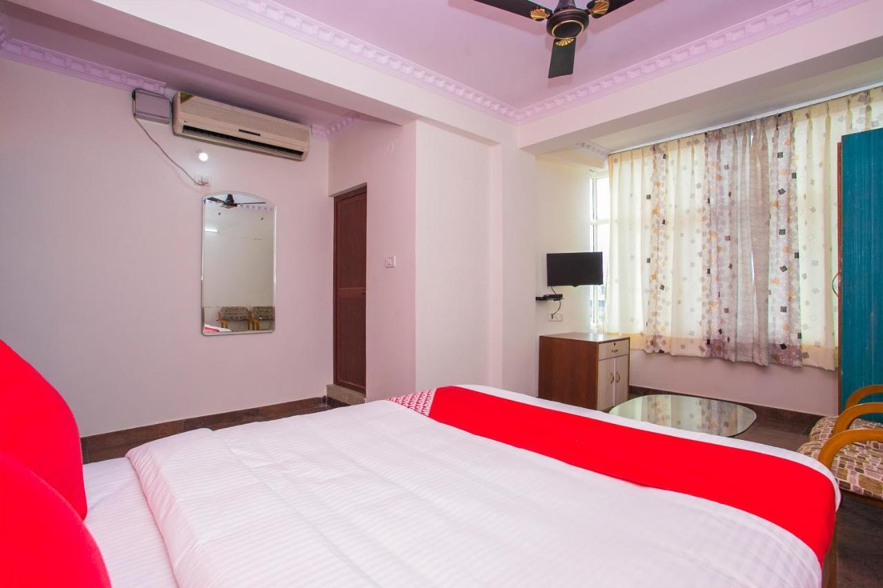 Oyo 16123 Chandana Deluxe Bangalore Dış mekan fotoğraf